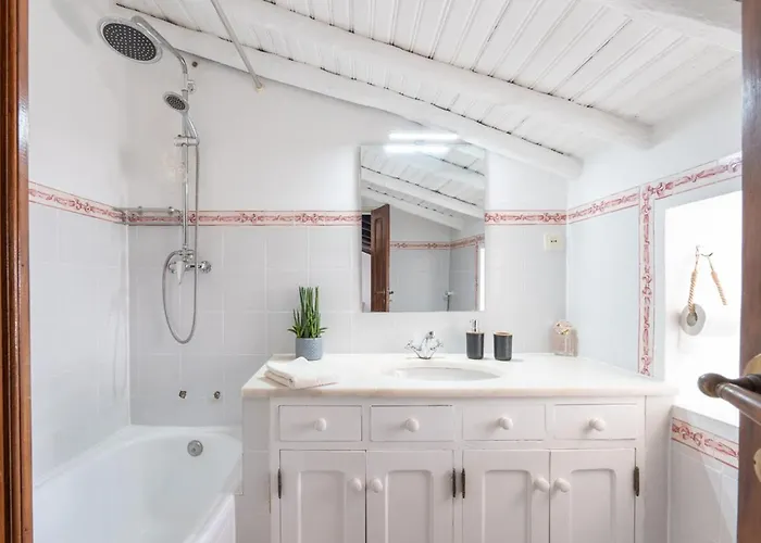 Casa Carina Bed & Breakfast Espiche