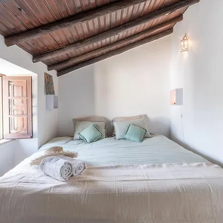 Alojamento de Acomodação e Pequeno-almoço Casa Carina Espiche